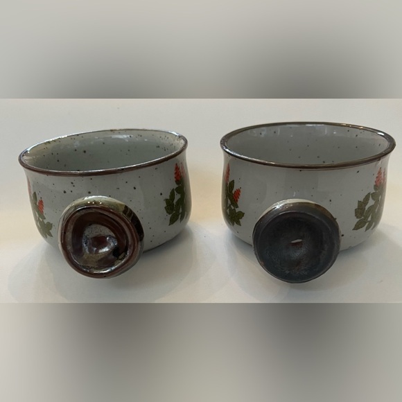 Vintage Speckled strawberry Stoneware Takahashi Soup bowls with Handles - Picture 4 of 6
